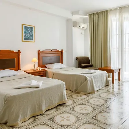 Rama Holistic And Retreats - Vegan Full Board Отель