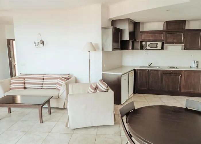 Rama Holistic And Retreats - Vegan Full Board